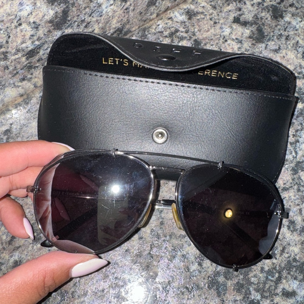 DIFF Mirror Aviator Sunglasses